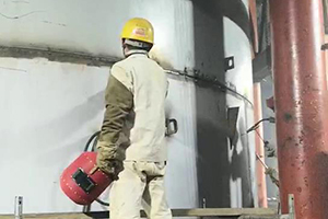 莱芜钛钢烟囱加固施工